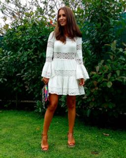 Paula Echevarría feet photo thumbnail