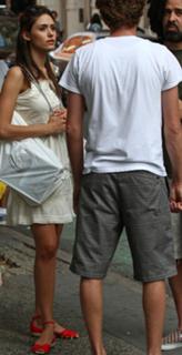 Emmy Rossum feet photo thumbnail