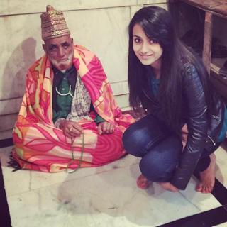 Trisha Krishnan feet photo thumbnail