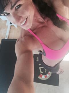 Cindy Landolt feet photo thumbnail