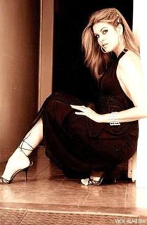 Renata Fan feet photo thumbnail