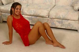 Christina Model feet photo thumbnail