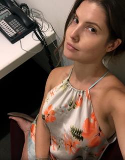 Amanda Cerny feet photo thumbnail