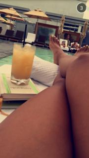 Karrueche Tran feet photo thumbnail