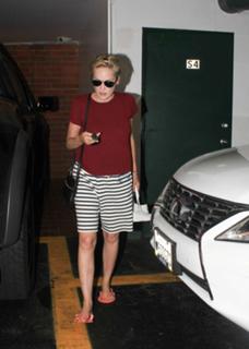 Sharon Stone feet photo thumbnail