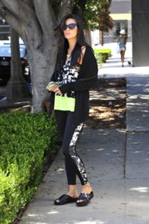 Shay Mitchell feet photo thumbnail