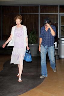 Nicole Kidman feet photo thumbnail