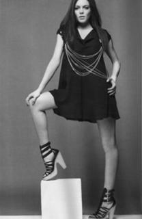 Lindsay Lohan feet photo thumbnail
