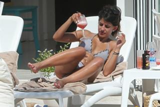 Jasmin Walia feet photo thumbnail