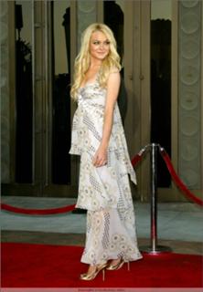 Lindsay Lohan feet photo thumbnail