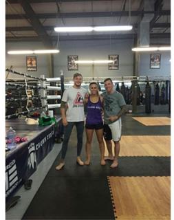 Paige VanZant feet photo thumbnail
