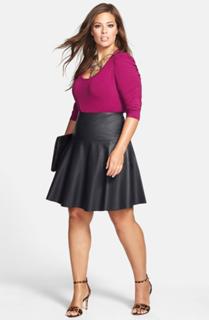 Ashley Graham feet photo thumbnail