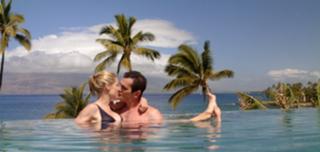 Julie Bowen feet photo thumbnail
