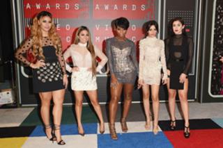 Camila Cabello feet photo thumbnail