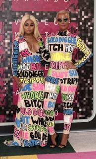 Amber Rose feet photo thumbnail