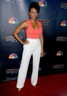 Mel B feet photo thumbnail