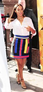 Rochelle Humes feet photo thumbnail