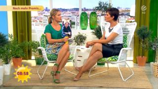 Alina Merkau feet photo thumbnail