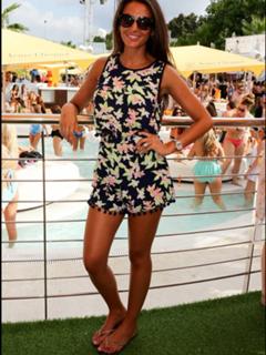 Michelle Keegan feet photo thumbnail