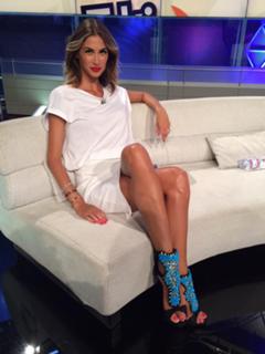 Melissa Satta feet photo thumbnail