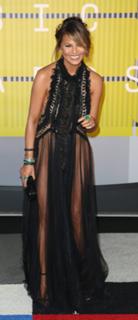 Chrissy Teigen feet photo thumbnail