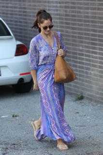 Minka Kelly feet photo thumbnail