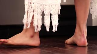 Shay Mitchell feet photo thumbnail
