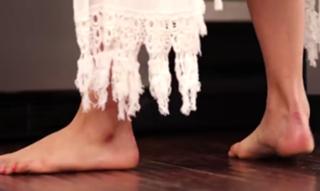 Shay Mitchell feet photo thumbnail