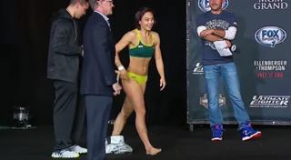 Michelle Waterson feet photo thumbnail