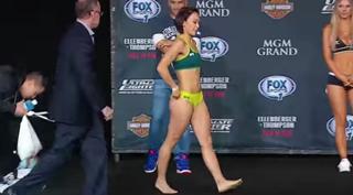 Michelle Waterson feet photo thumbnail