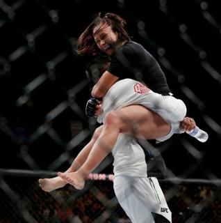 Michelle Waterson feet photo thumbnail