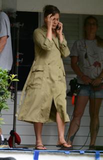 Jennifer Aniston feet photo thumbnail