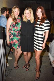 Ali Larter feet photo thumbnail