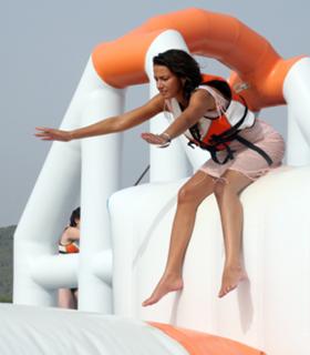 Michelle Keegan feet photo thumbnail