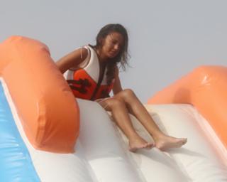 Michelle Keegan feet photo thumbnail