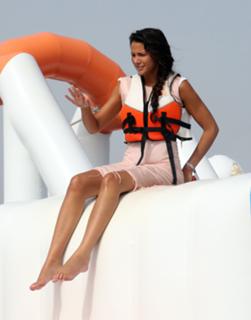 Michelle Keegan feet photo thumbnail