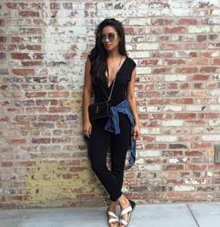 Shay Mitchell feet photo thumbnail