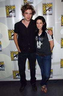 Kristen Stewart feet photo thumbnail