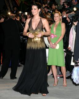 Angie Harmon feet photo thumbnail