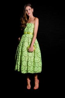 Camila Queiroz feet photo thumbnail