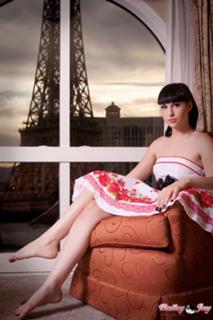Bailey Jay feet photo thumbnail