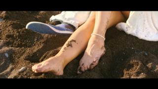 Katrina Kaif feet photo thumbnail