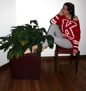 Giorgia Crivello feet photo thumbnail