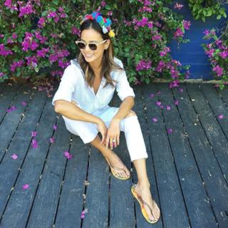 Jamie Chung feet photo thumbnail