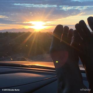 Brooke Burke feet photo thumbnail