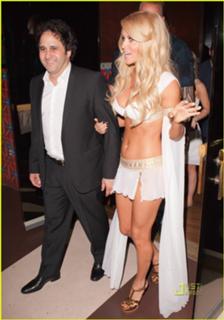 Jenny McCarthy-Wahlberg feet photo thumbnail