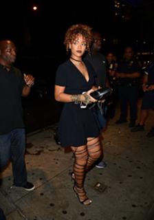 Rihanna feet photo thumbnail