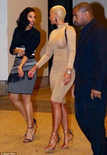 Amber Rose feet photo thumbnail