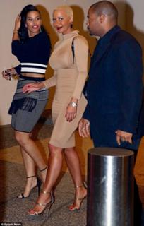 Amber Rose feet photo thumbnail