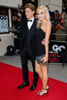 Pixie Lott feet photo thumbnail